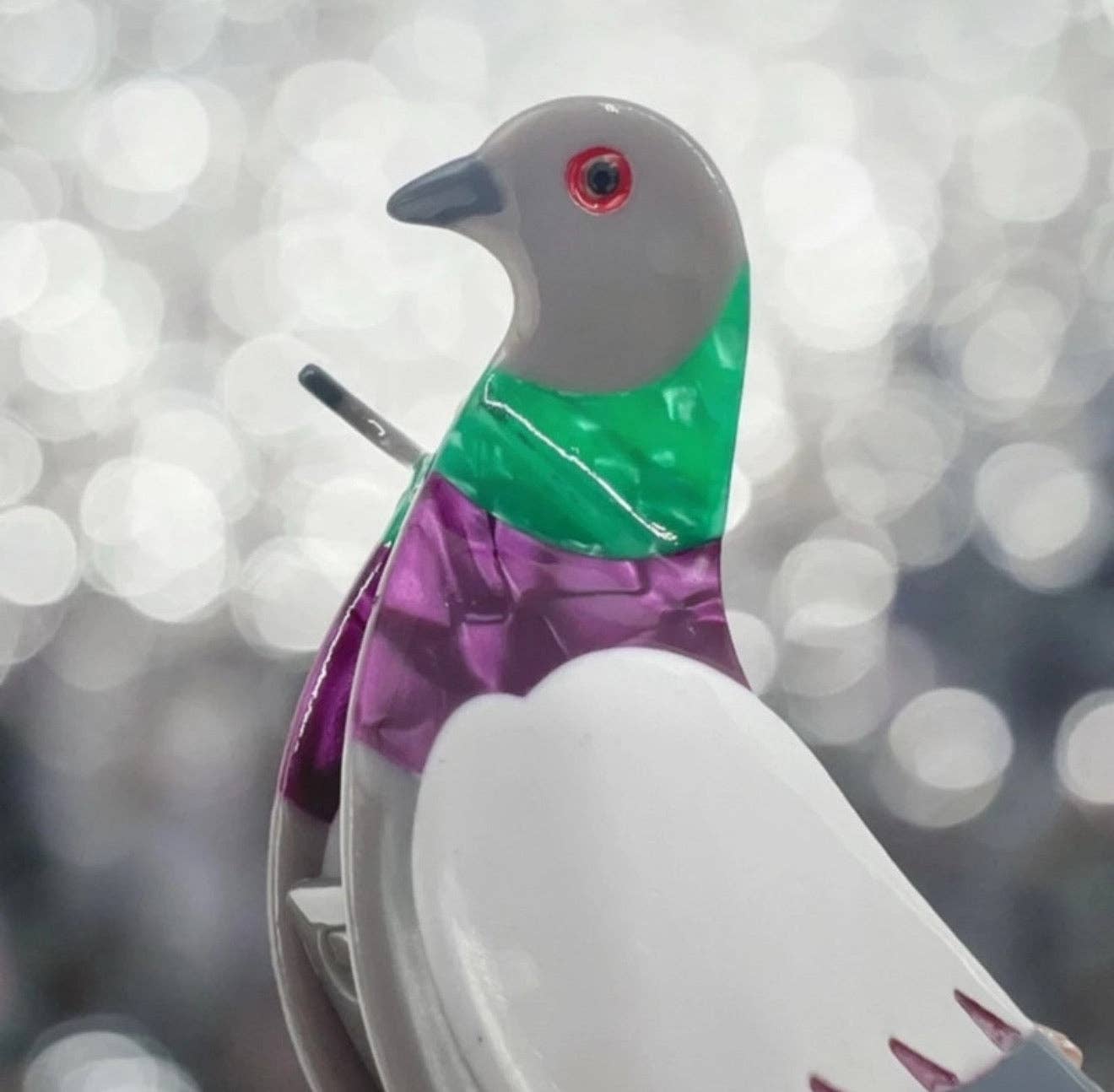 Pigeon Hair Claw