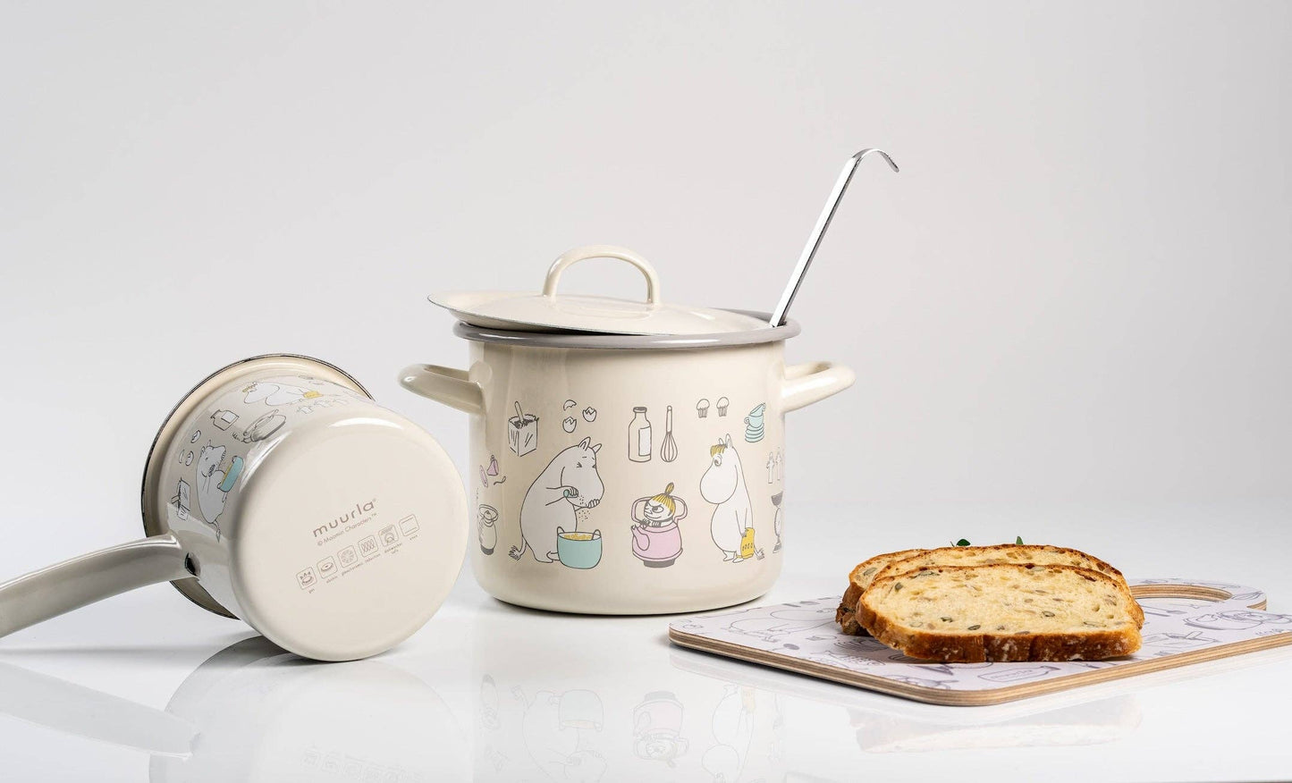 MOOMIN Enamel Saucepan Bon Appétit 1.3 L