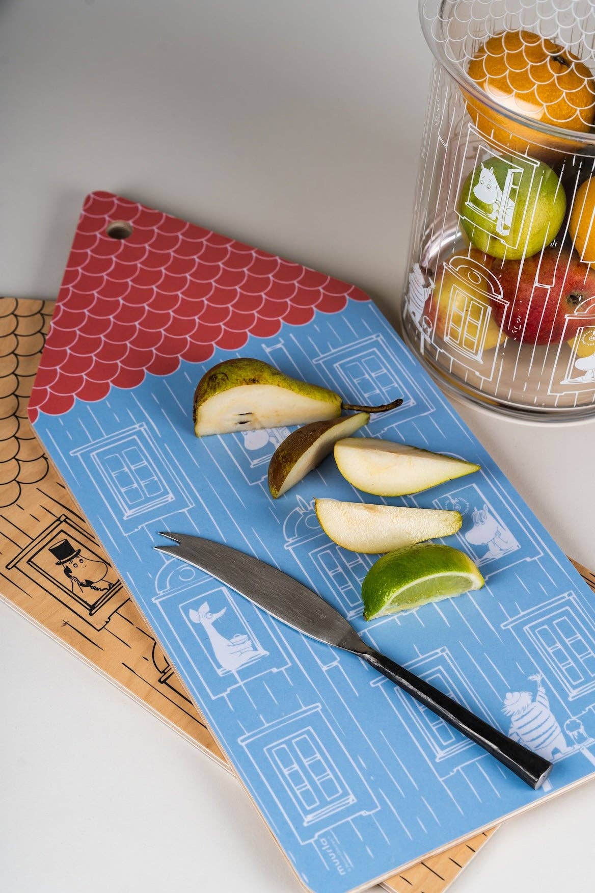 Moomin House Chop & Serve Board
