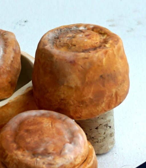 Merryfield Pottery Pork Pie Bottle Stopper