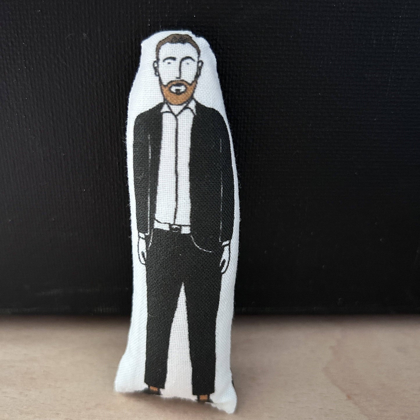 Alex Horne - Tinned Idol Keepsake