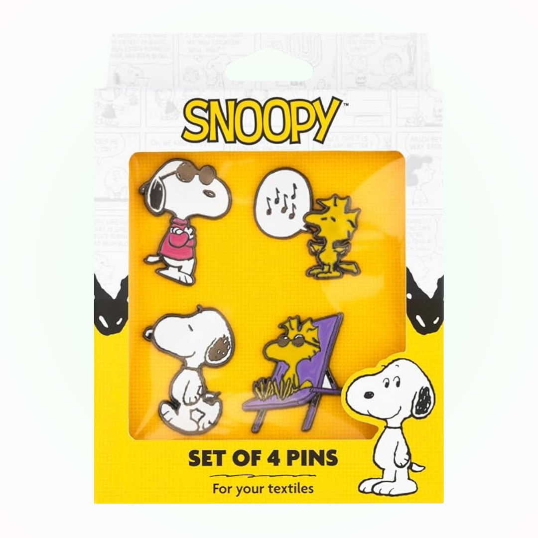 Peanuts Set of 4 Snoopy & Woodstock Pins