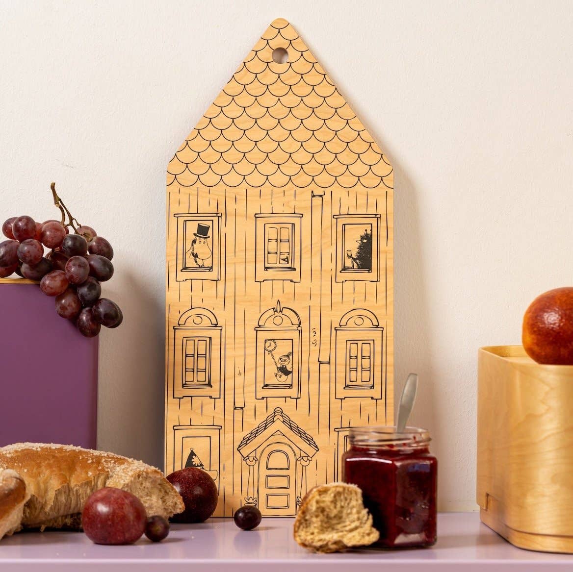 Moomin House Chop & Serve Board